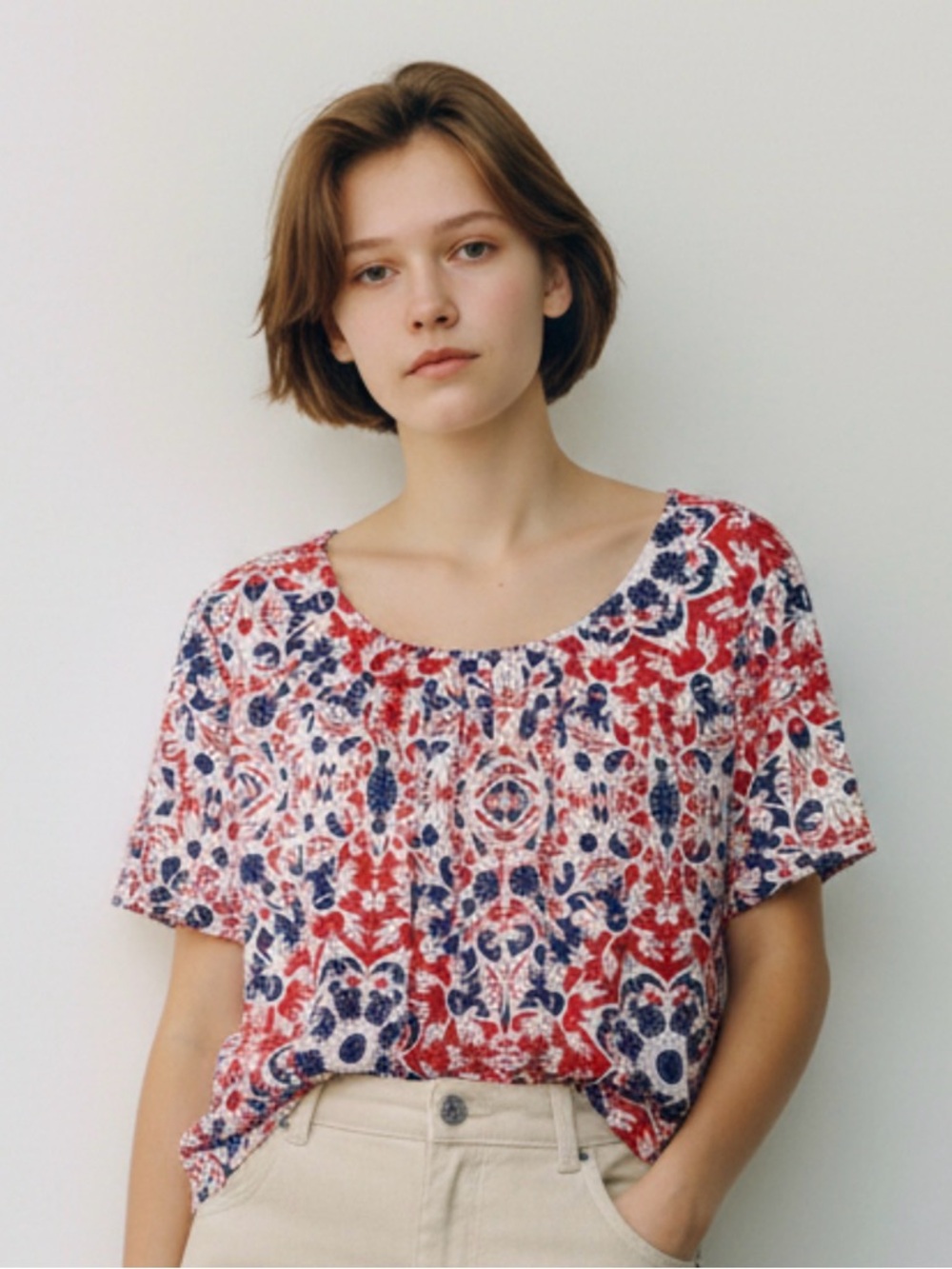 Liz Claiborne Red and Blue Floral Blouse New without tags